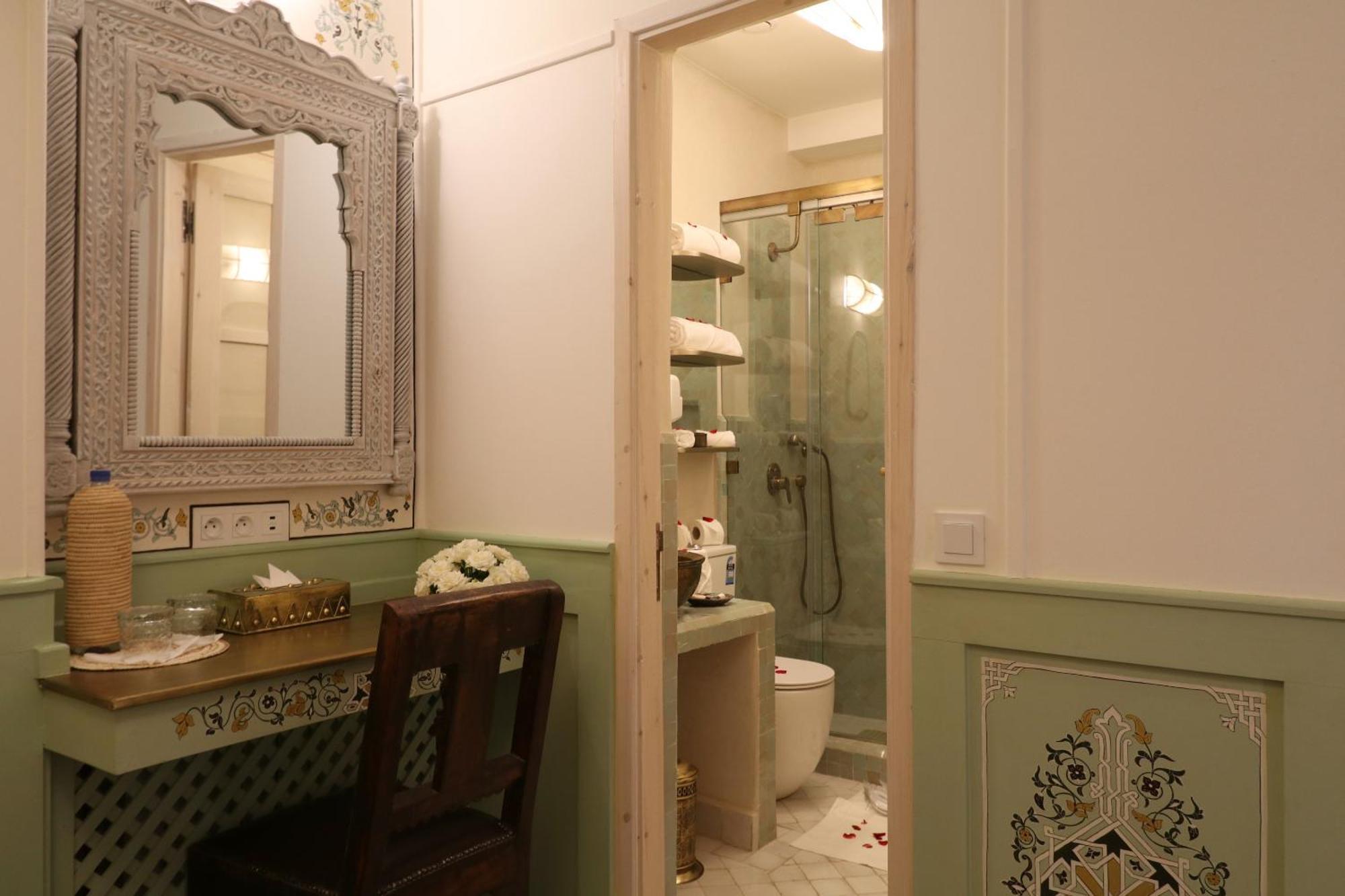Riad Wazani Square & Spa Marrakesh Rum bild