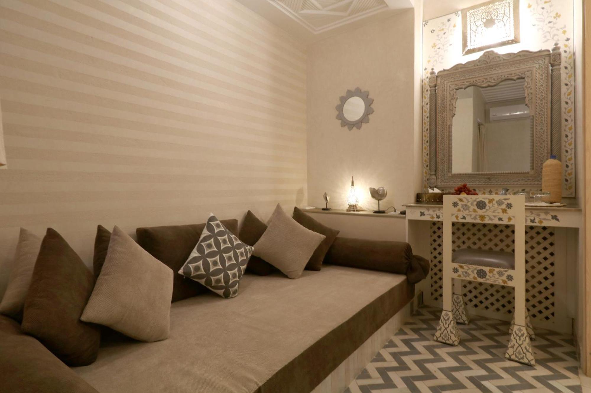 Riad Wazani Square & Spa Marrakesh Rum bild