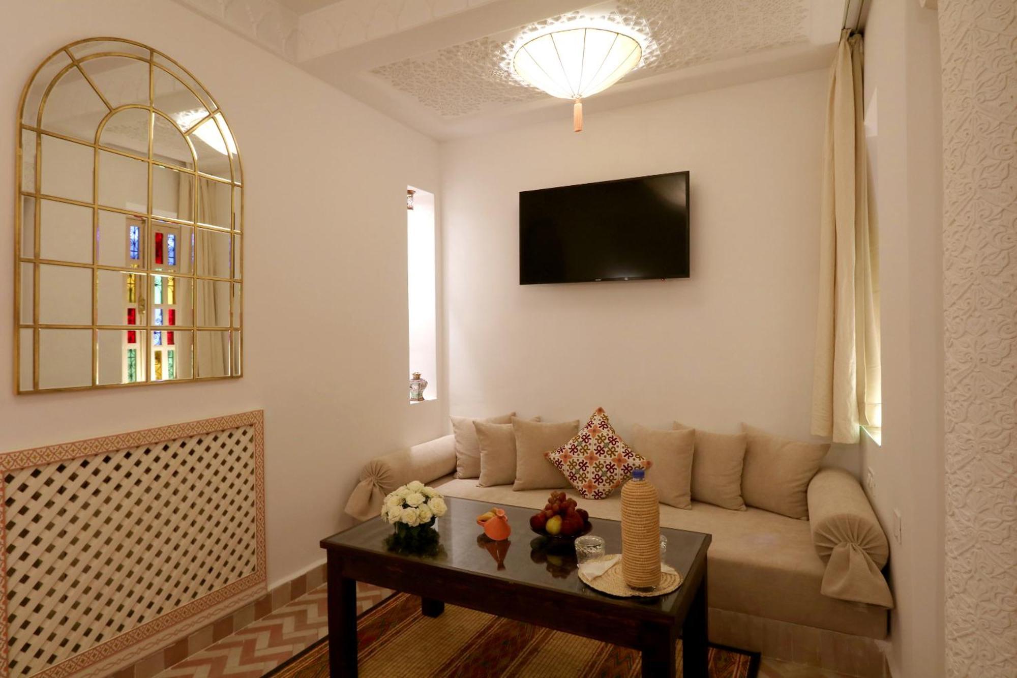 Riad Wazani Square & Spa Marrakesh Rum bild