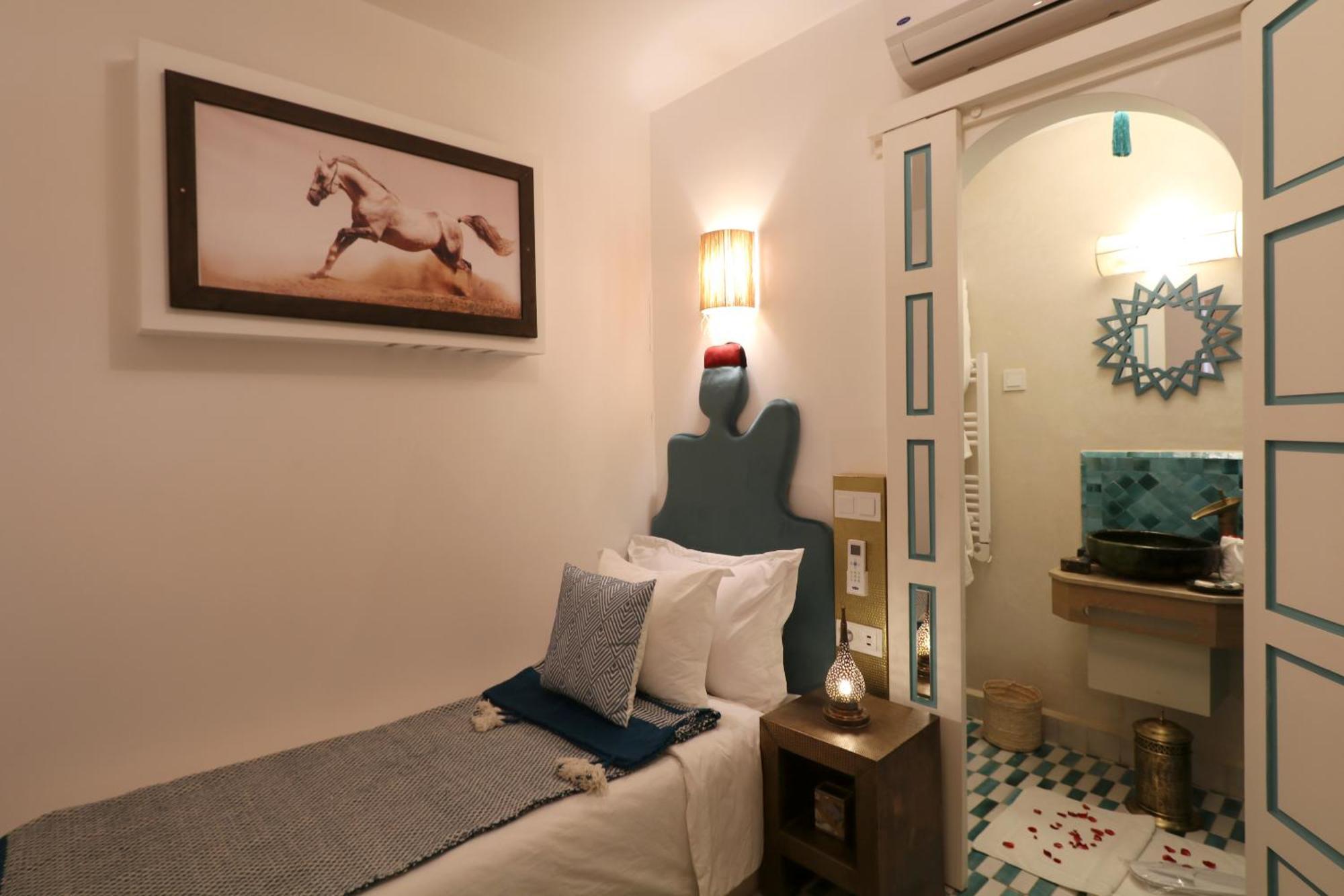 Riad Wazani Square & Spa Marrakesh Rum bild