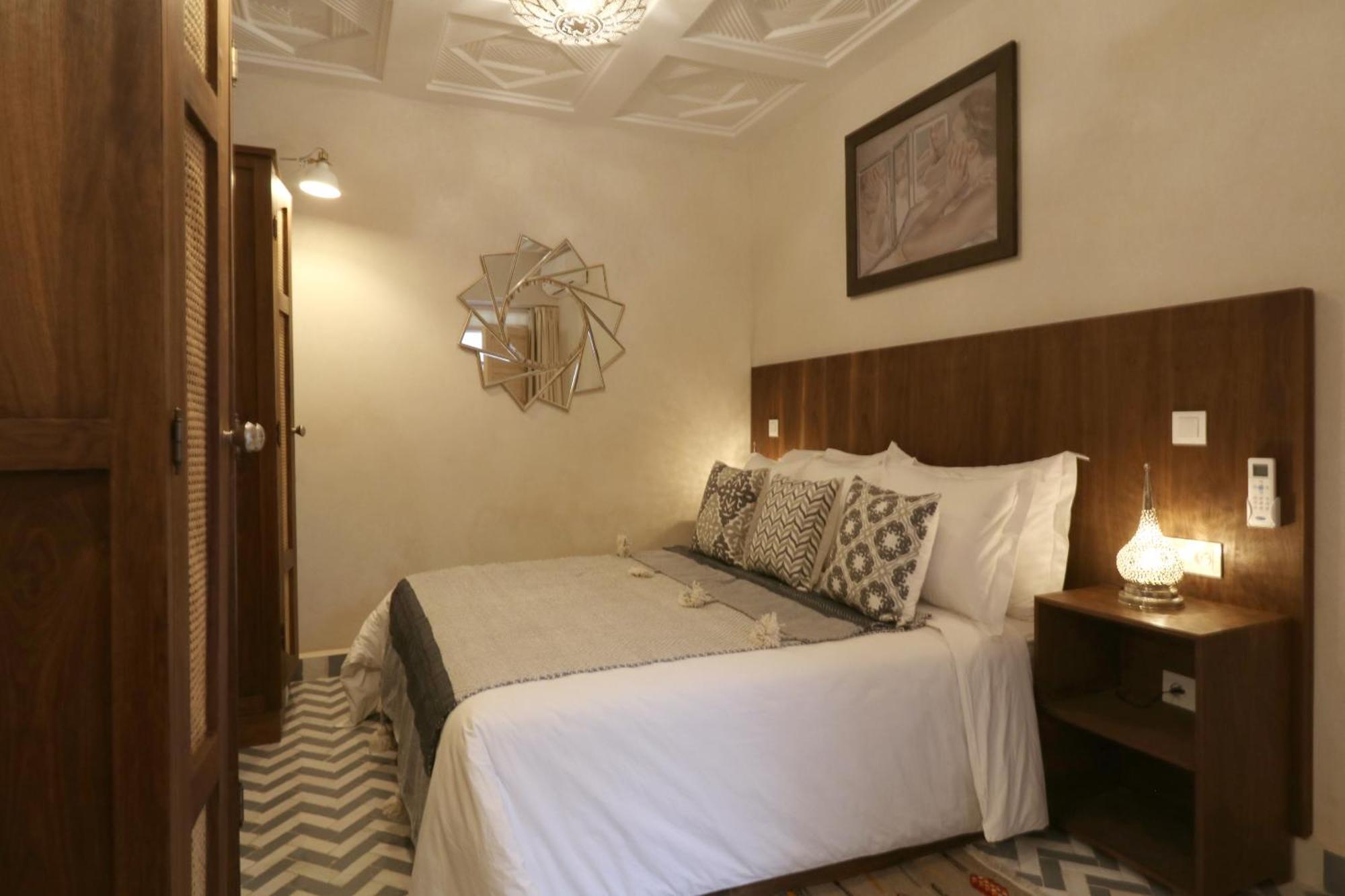 Riad Wazani Square & Spa Marrakesh Rum bild