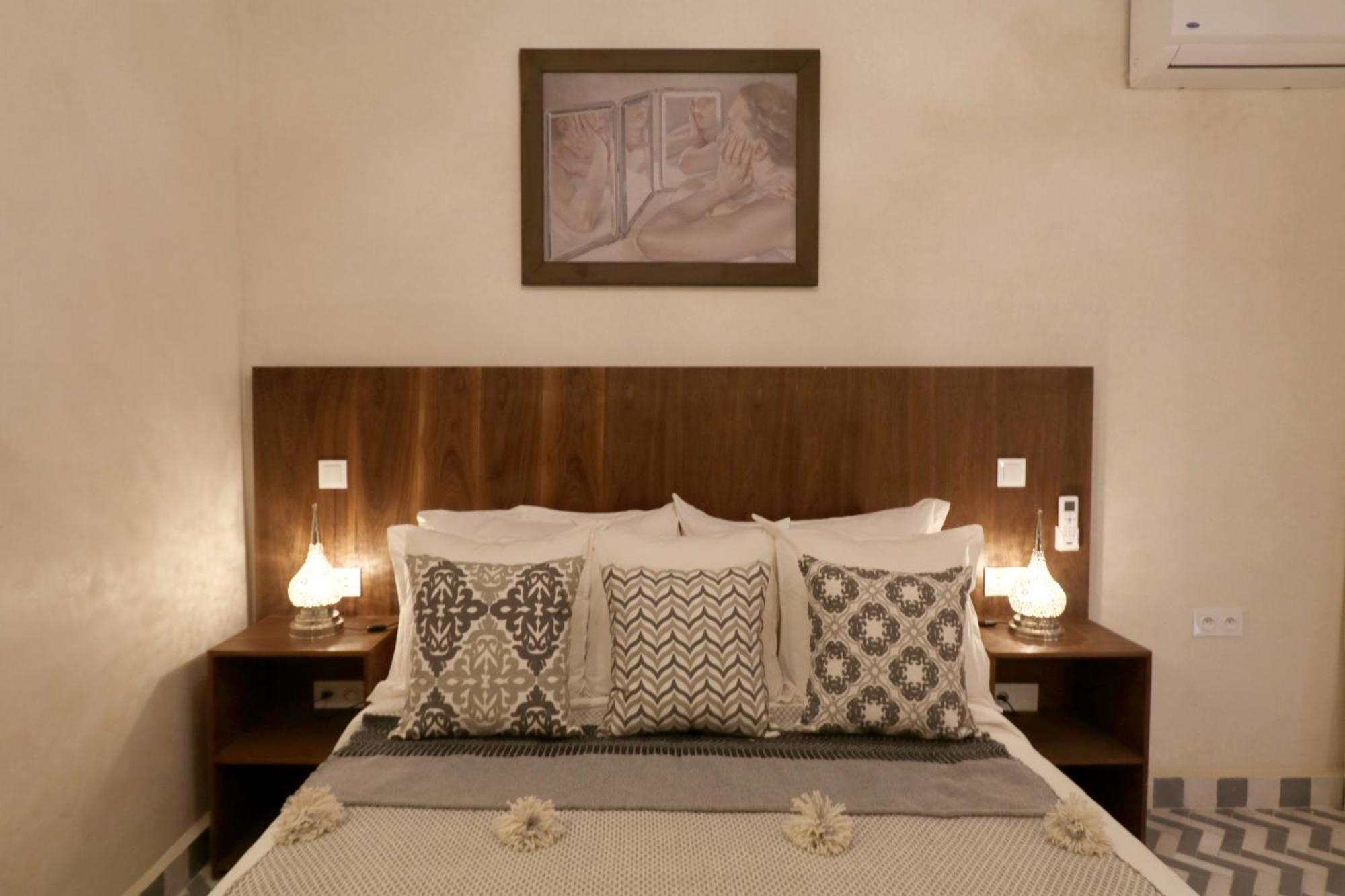 Riad Wazani Square & Spa Marrakesh Rum bild